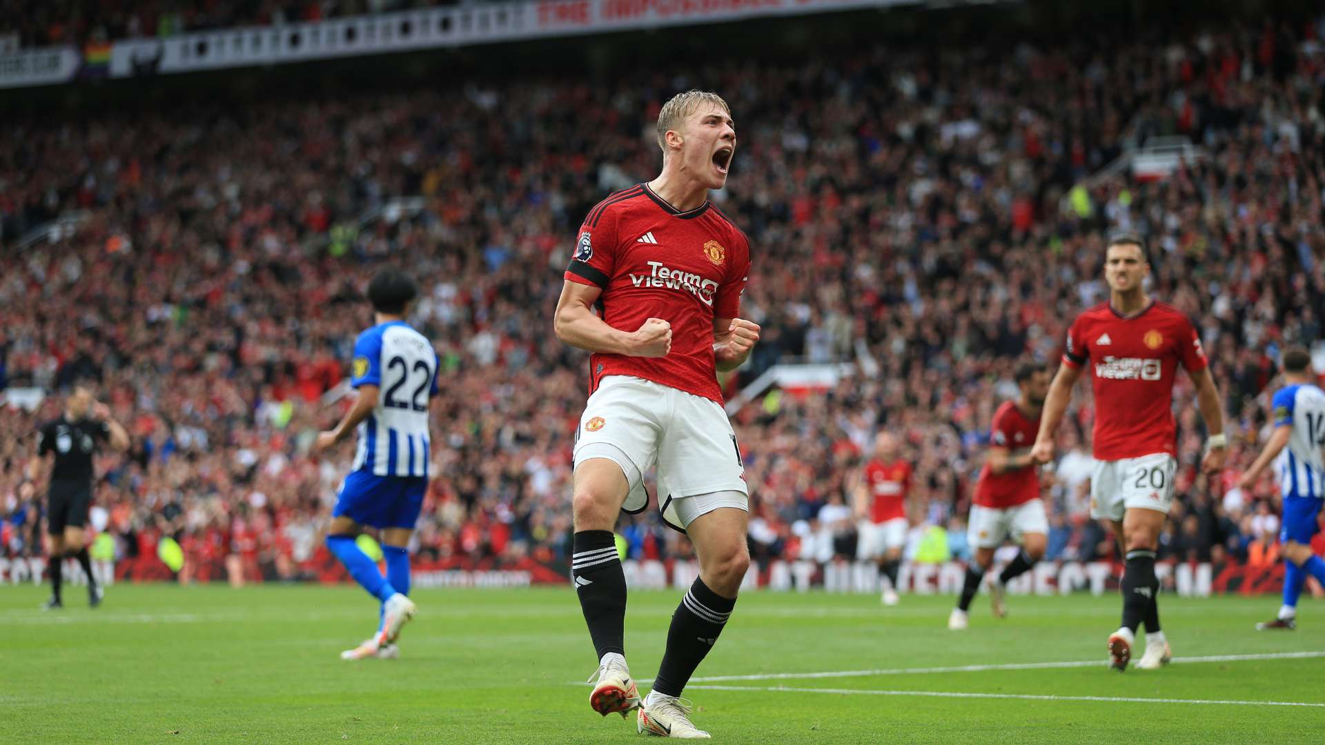 郑钦文坚持早起训练不畏强敌将自己发展视为首要目标